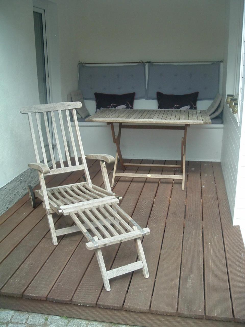 Cottage Ferienwohnung mit Seeblick view 2