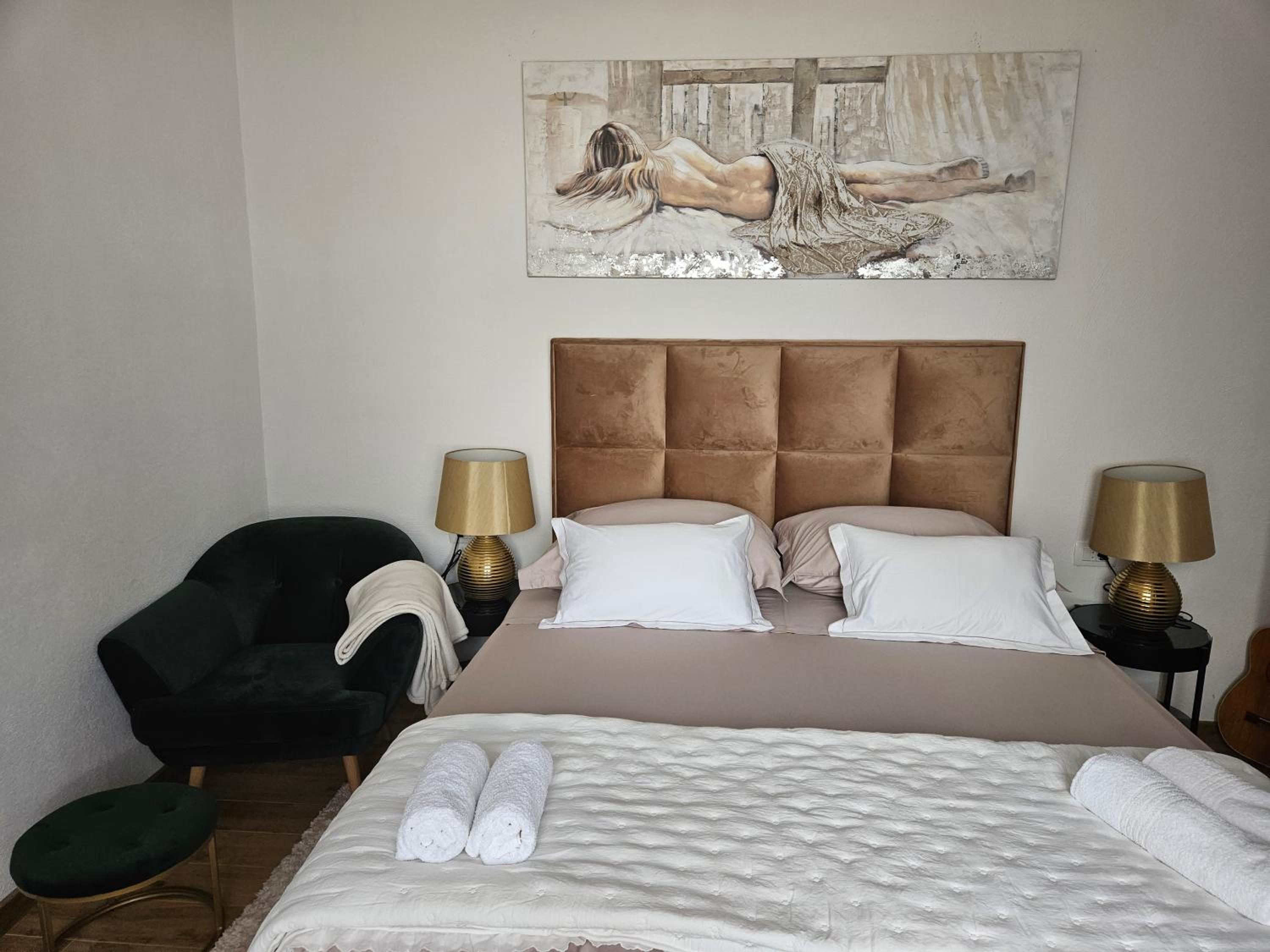 Charming 4* apartment in Supetar's old center view 3
