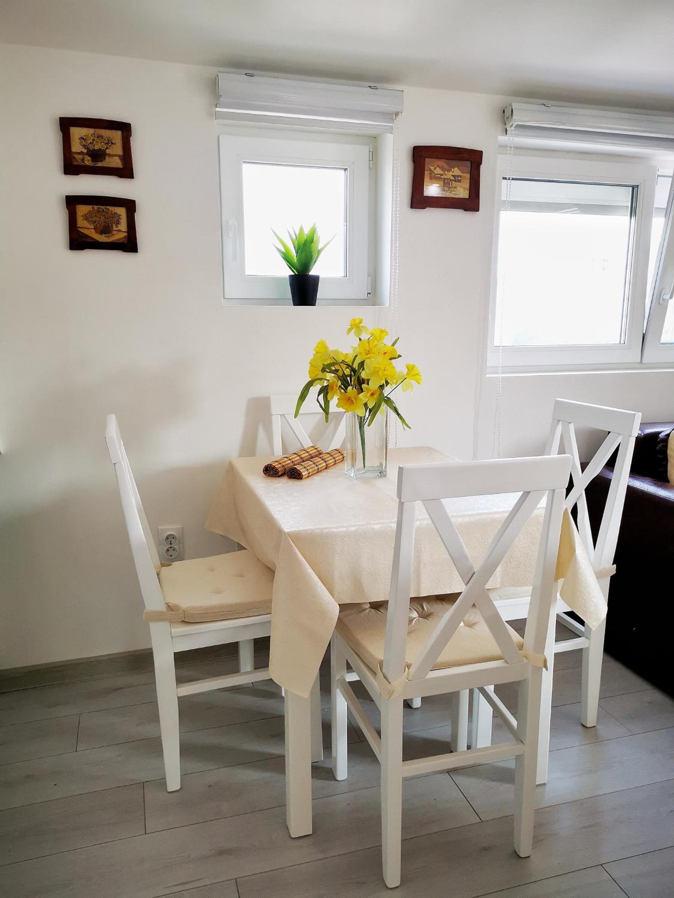 BIS Apartments