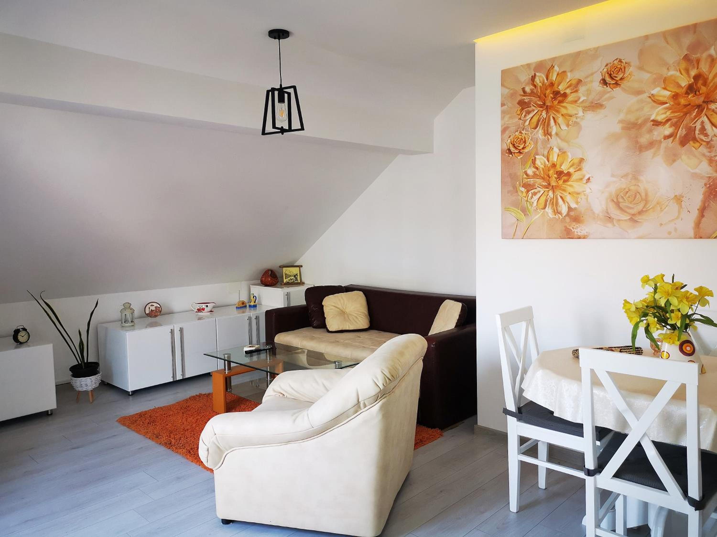 BIS Apartments