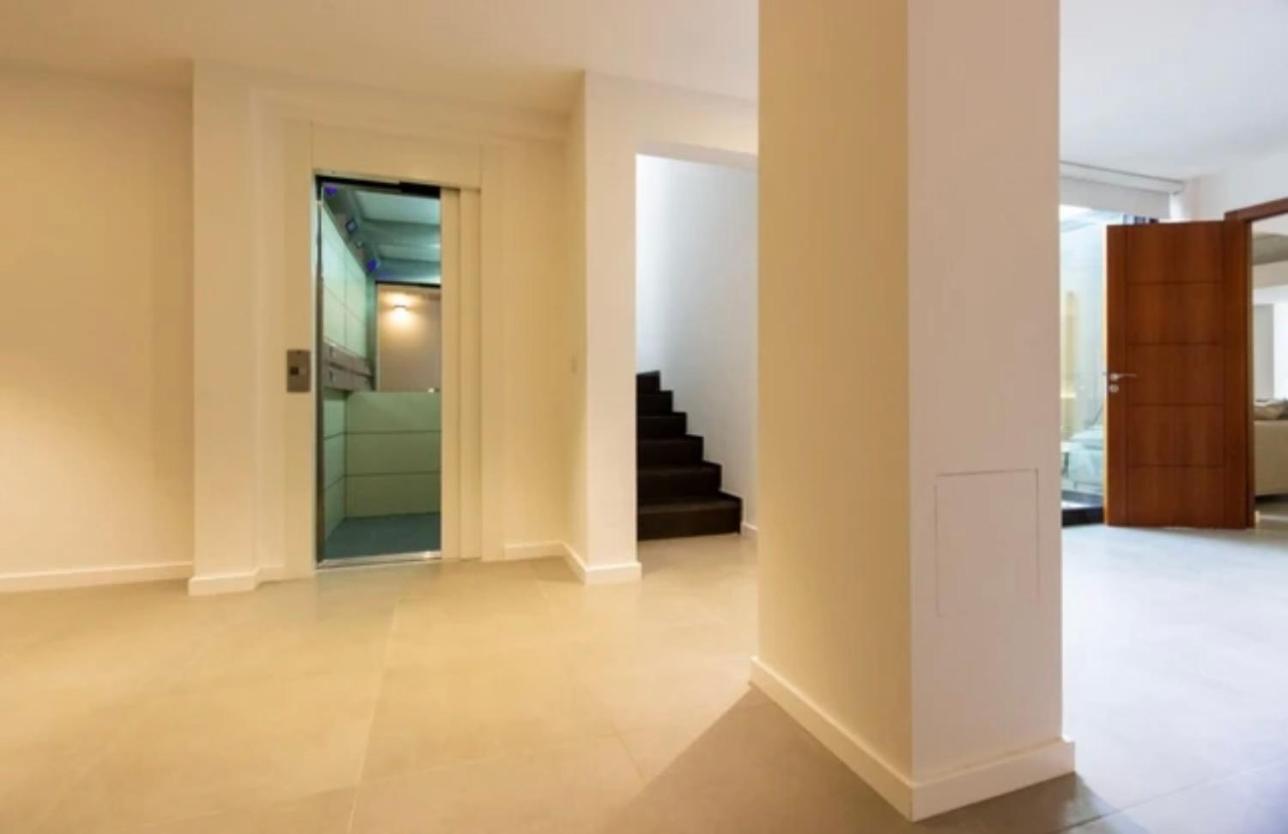 KARAT Villa Esmeralda
