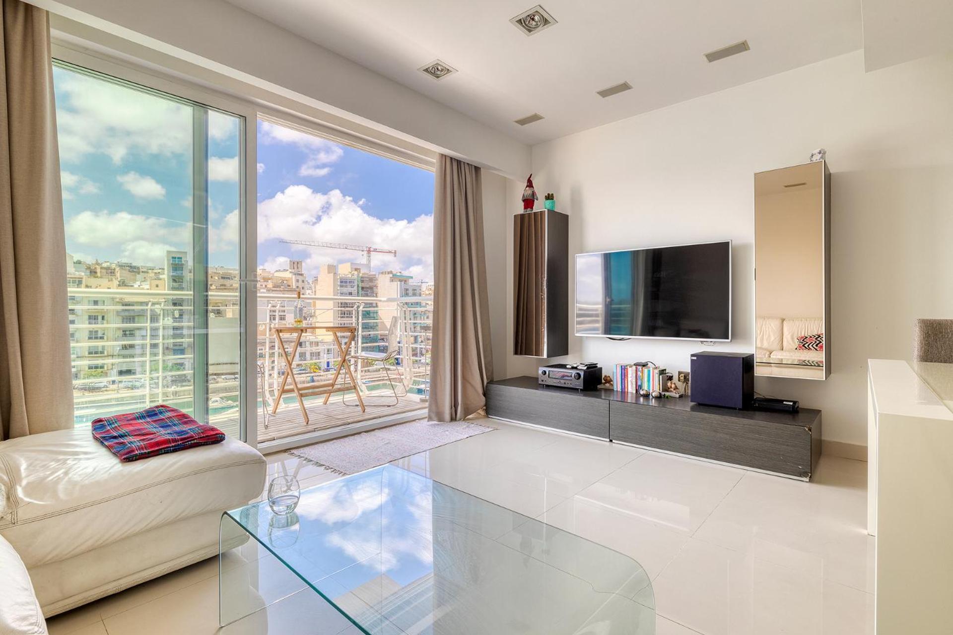 Exquisite Seafront Apart in Spinola Bay St Julians view 2
