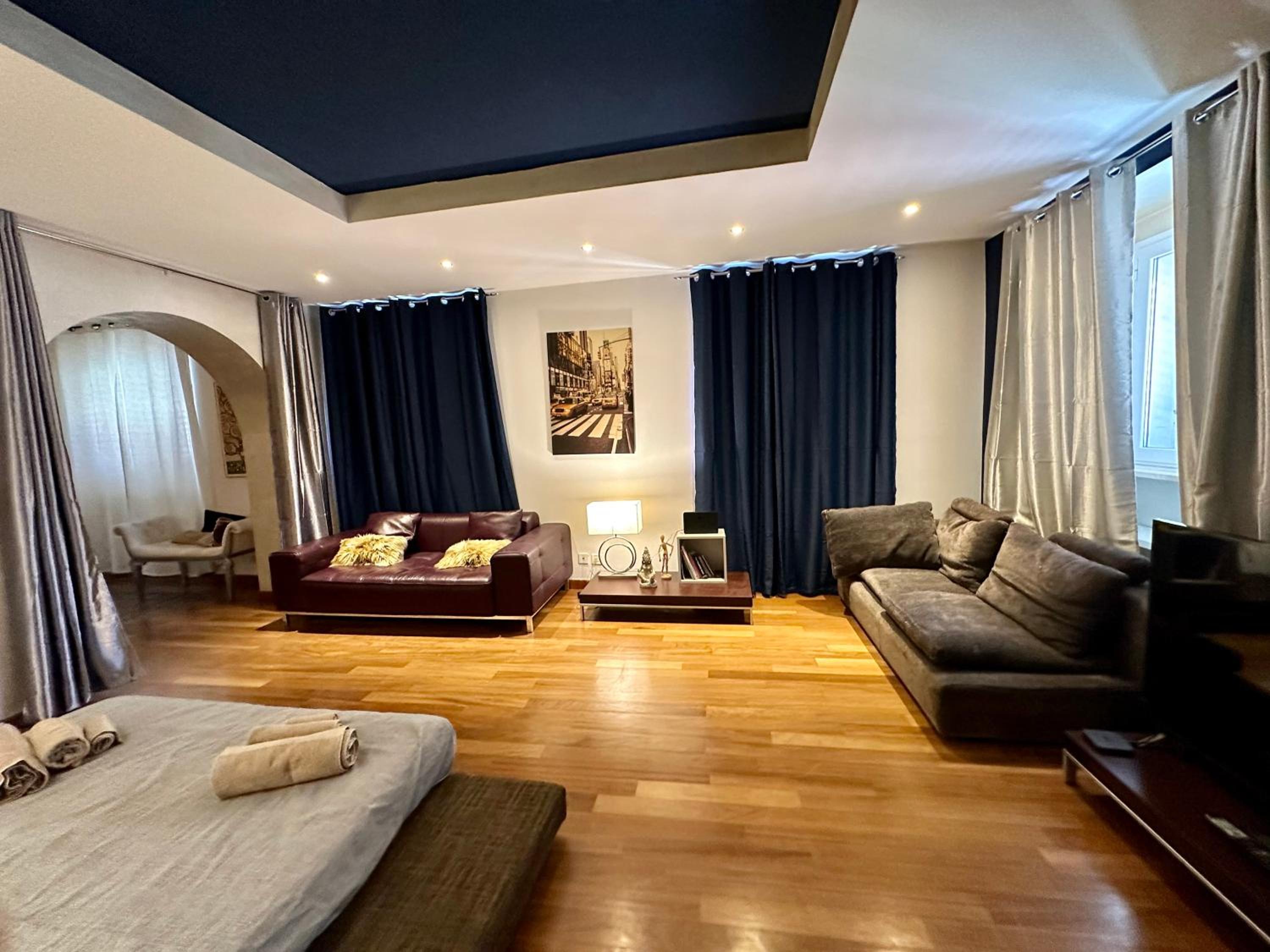 Charlotte Deluxe Apartament near Piazza Unità photo 5