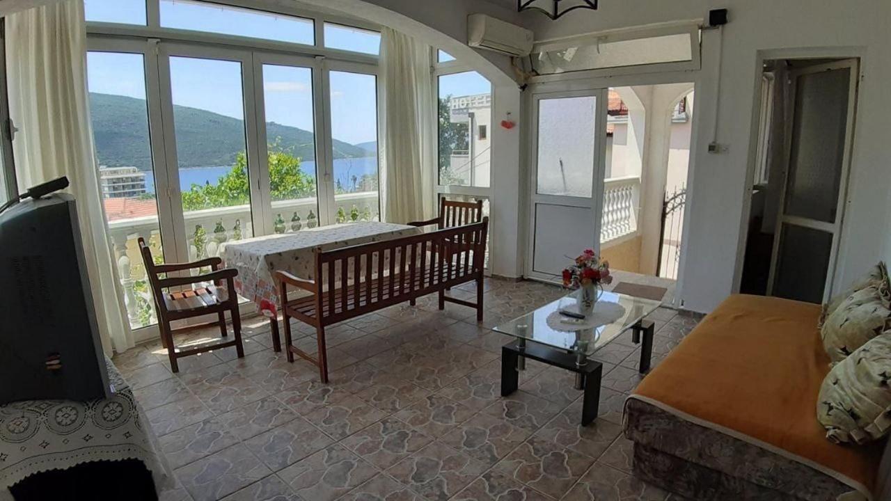 Joli apartaments Kumbor view 4