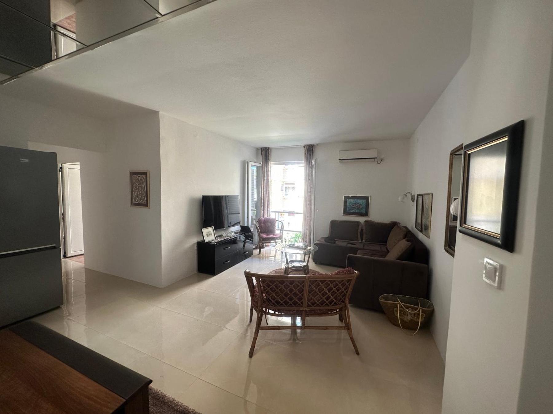 Budva superb location apartment 41 view 3