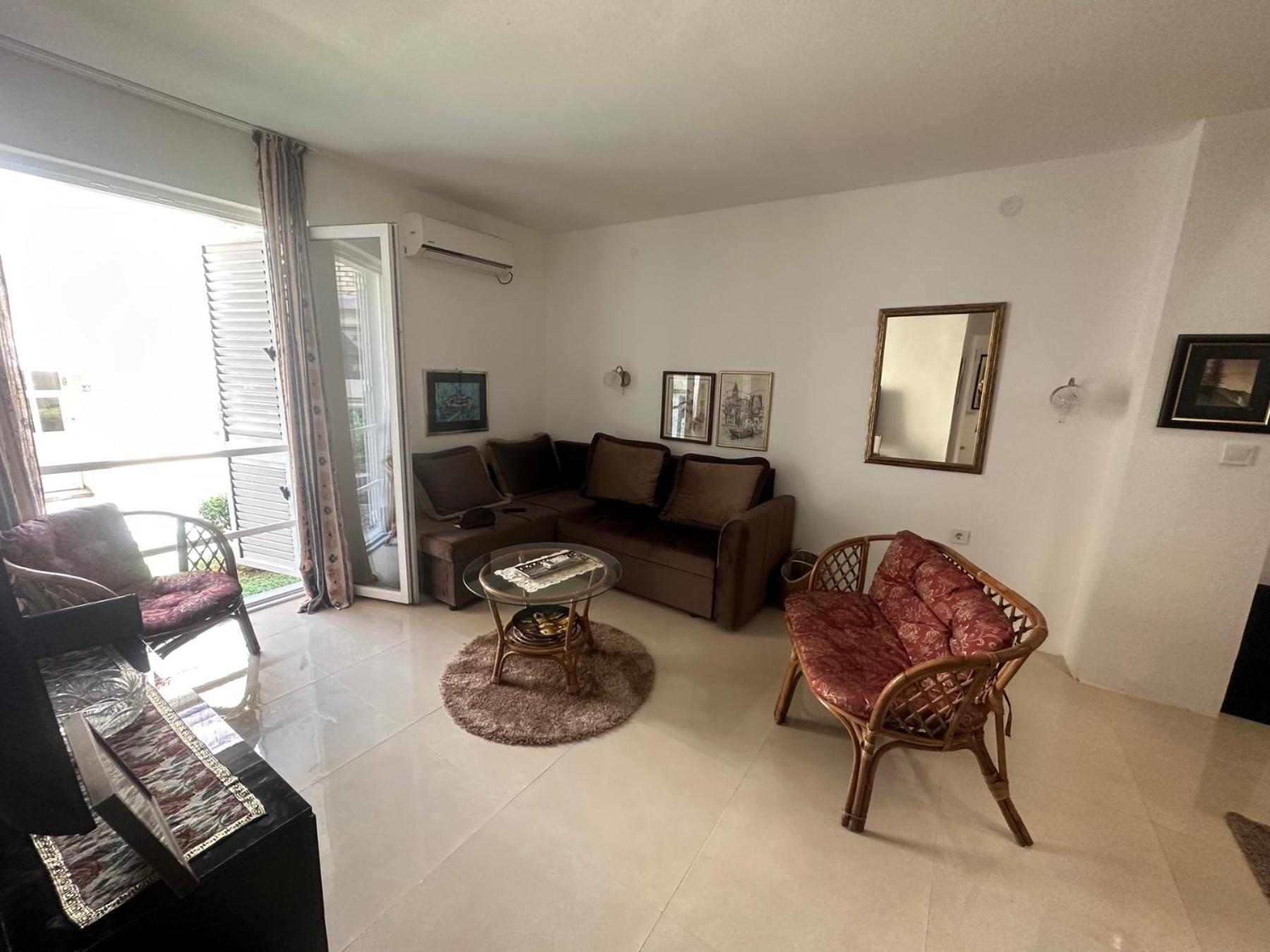 Budva superb location apartment 41 view 4