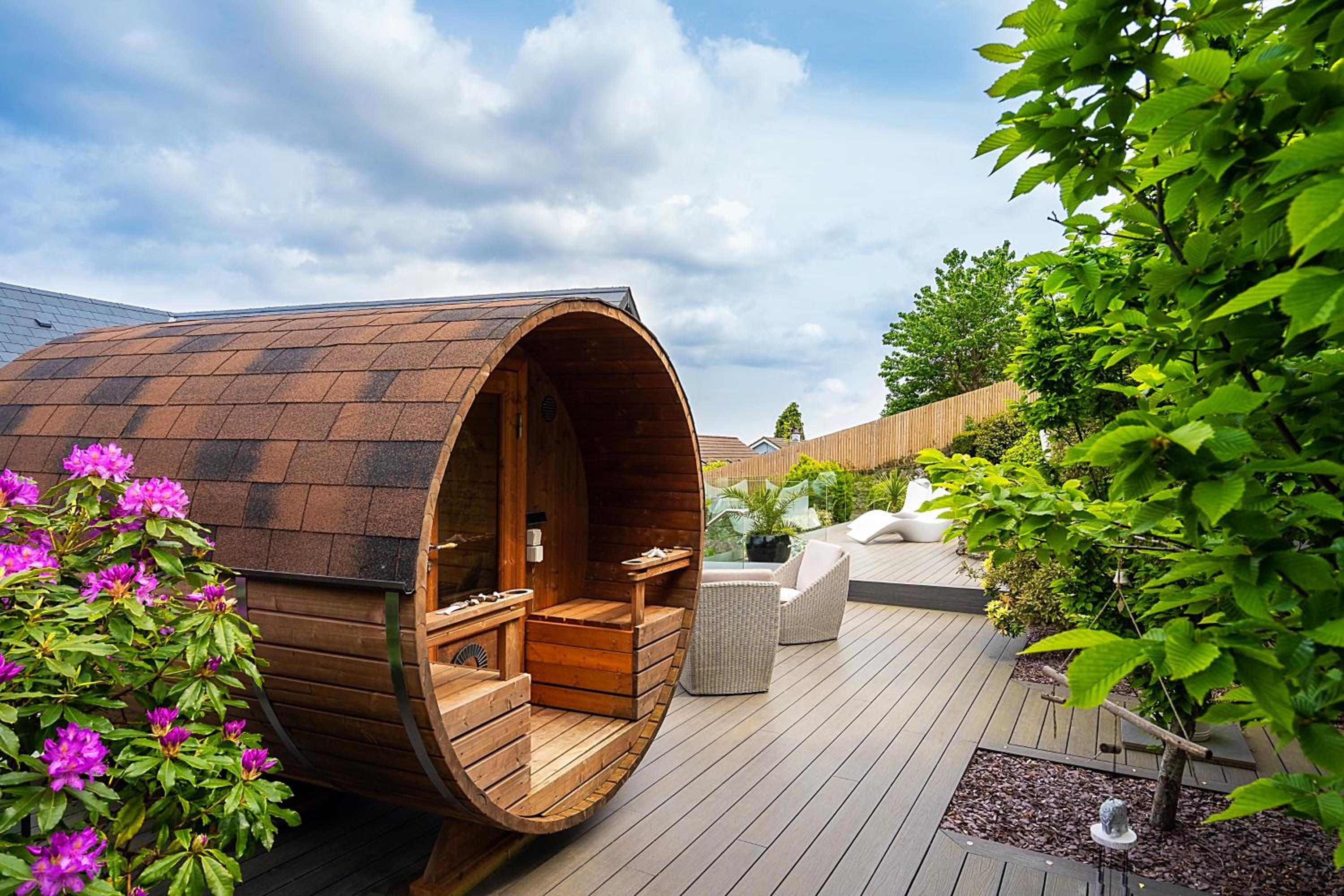 Hotel Robbins Nest - Image 1