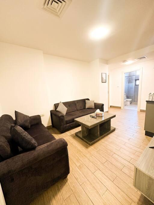 central apartment for rent 29 view 4
