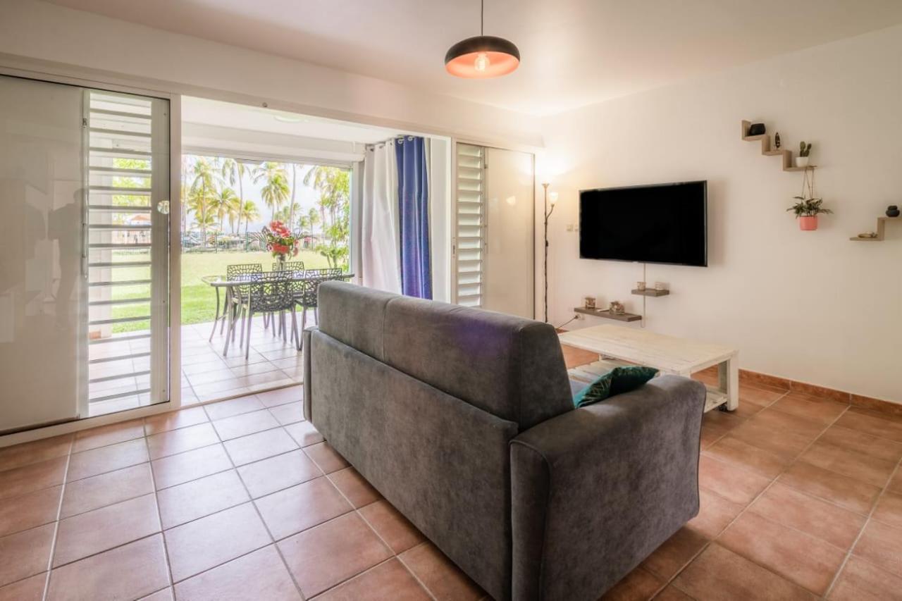 coconut beach citerne Gwada breizh