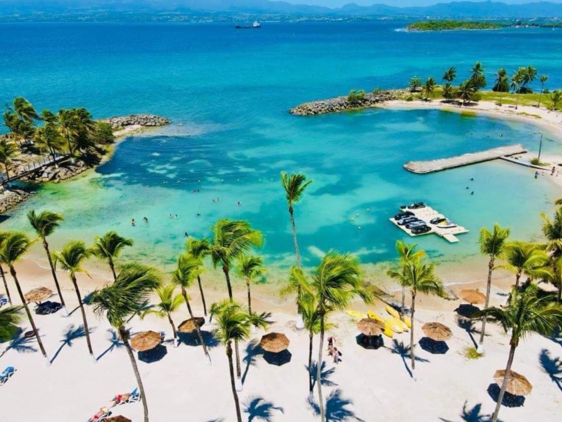 coconut beach citerne Gwada breizh