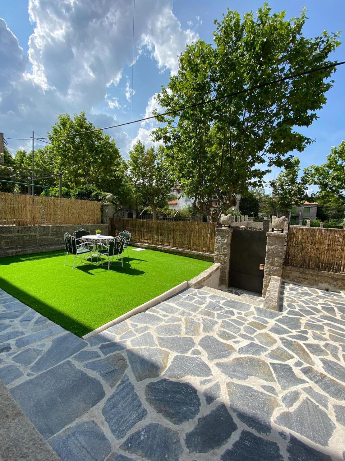 Casa con jardin Los Gatos photo 1
