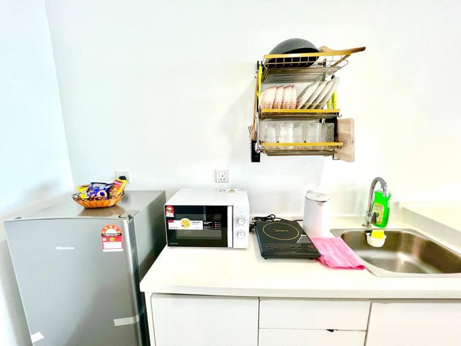 R 1-5Pax Cozy Home SetiaAlam 100mpsWifi&TV Trefoil photo 6