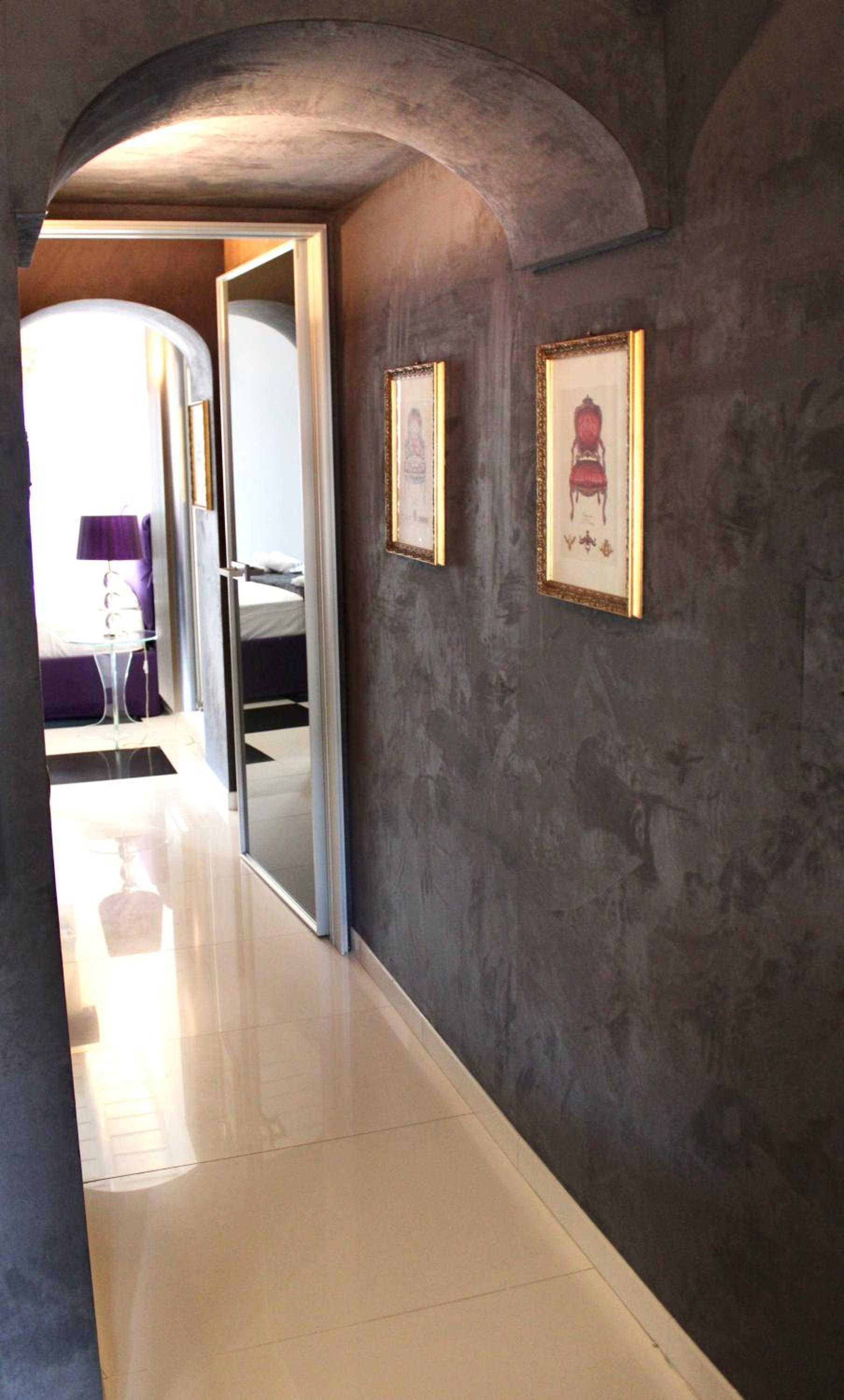48 Fourty Eight Luxury Suites