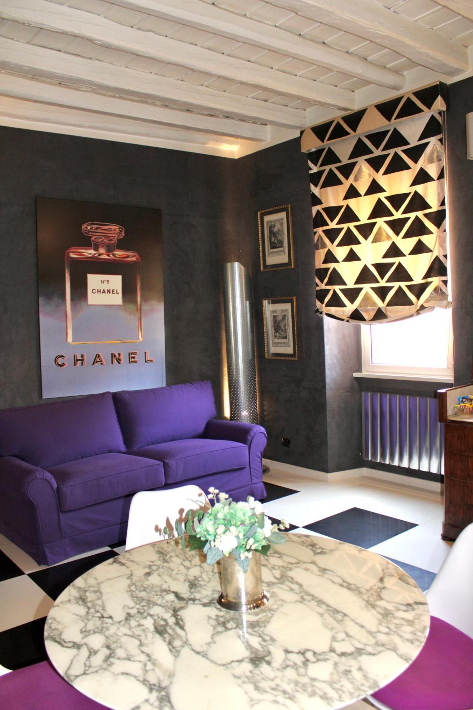 48 Fourty Eight Luxury Suites