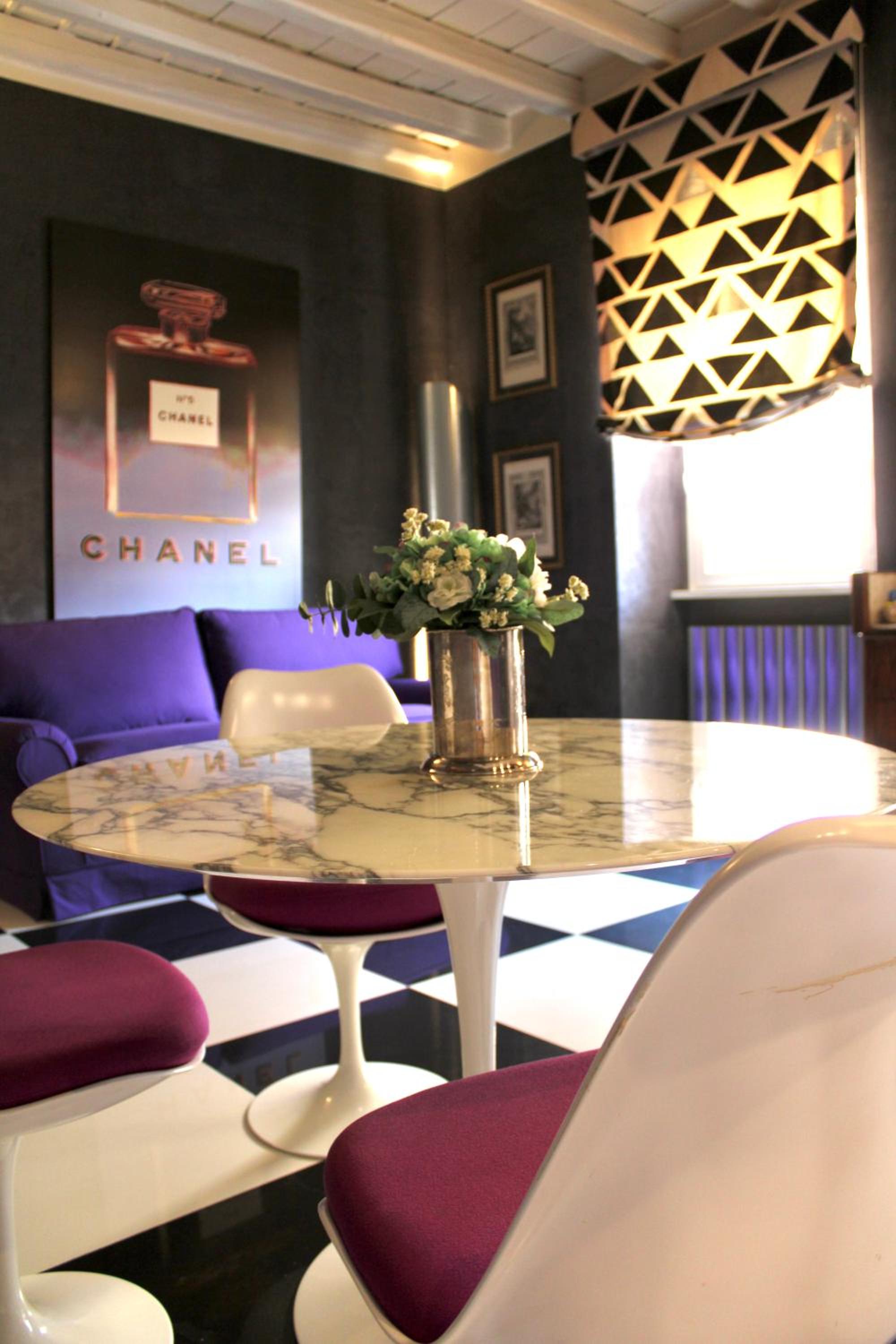 48 Fourty Eight Luxury Suites