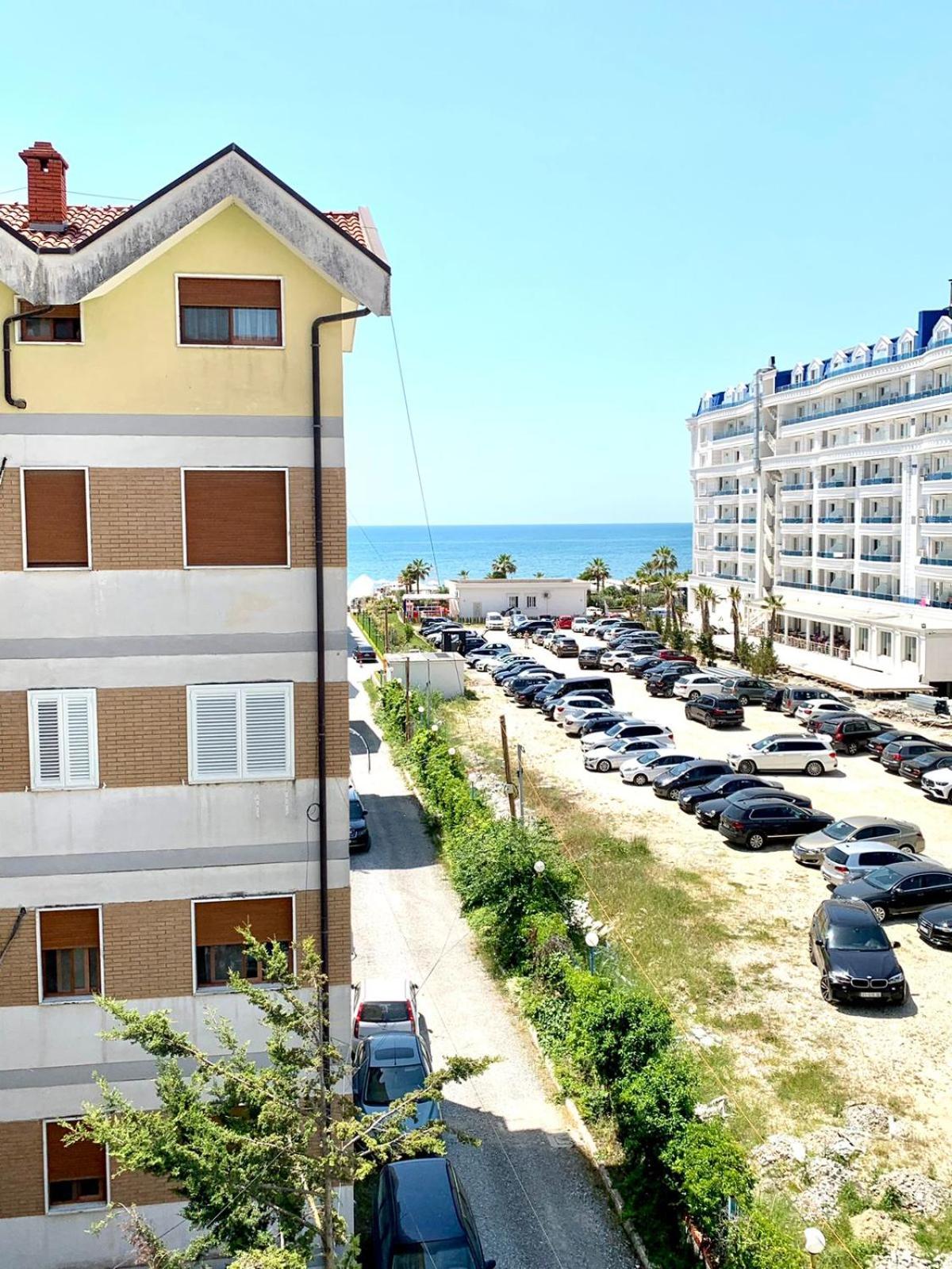 Four Seasons Beach Apartment Golem