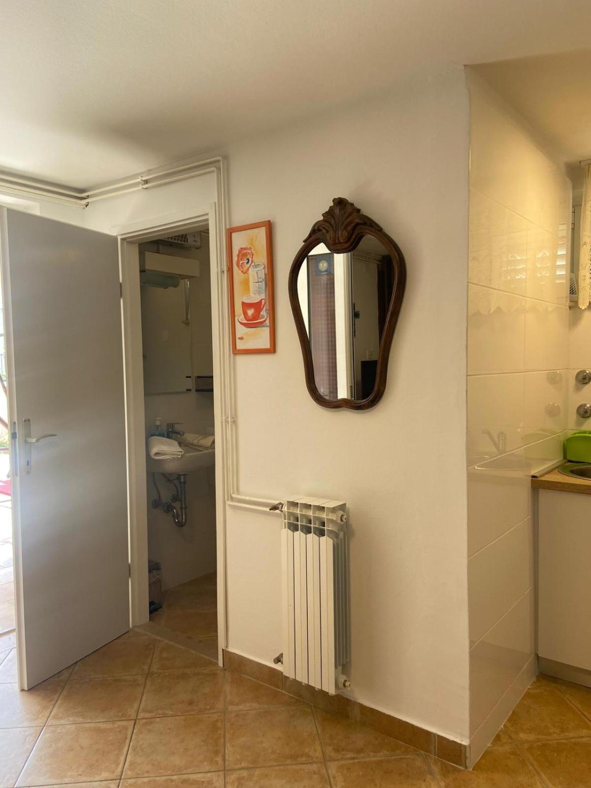 Photo 42