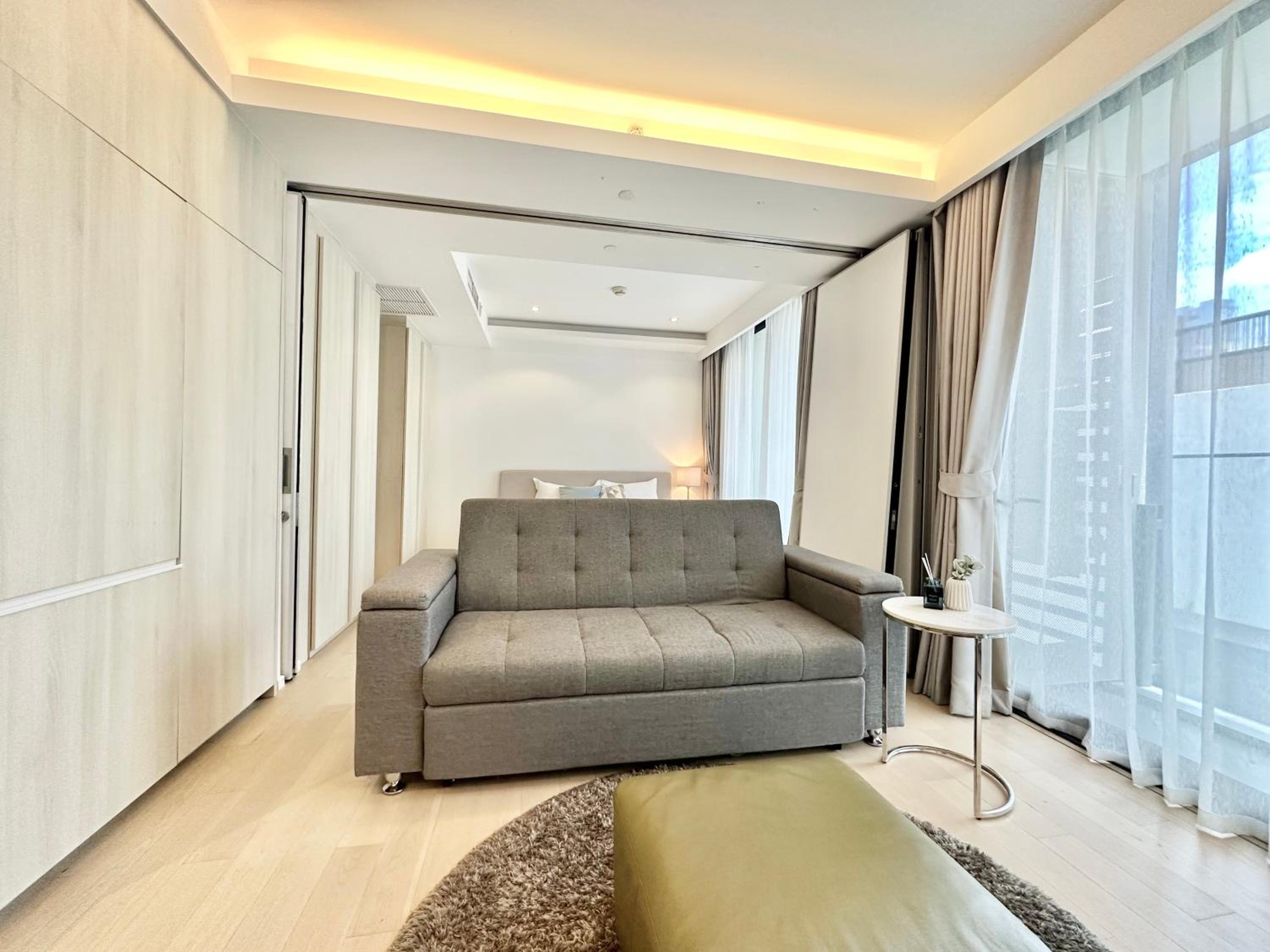 Sukhumvit 11#Luxury#Pool#Gym#BTS Nana&MRT Sukhumvit#1BR#Max4ppl