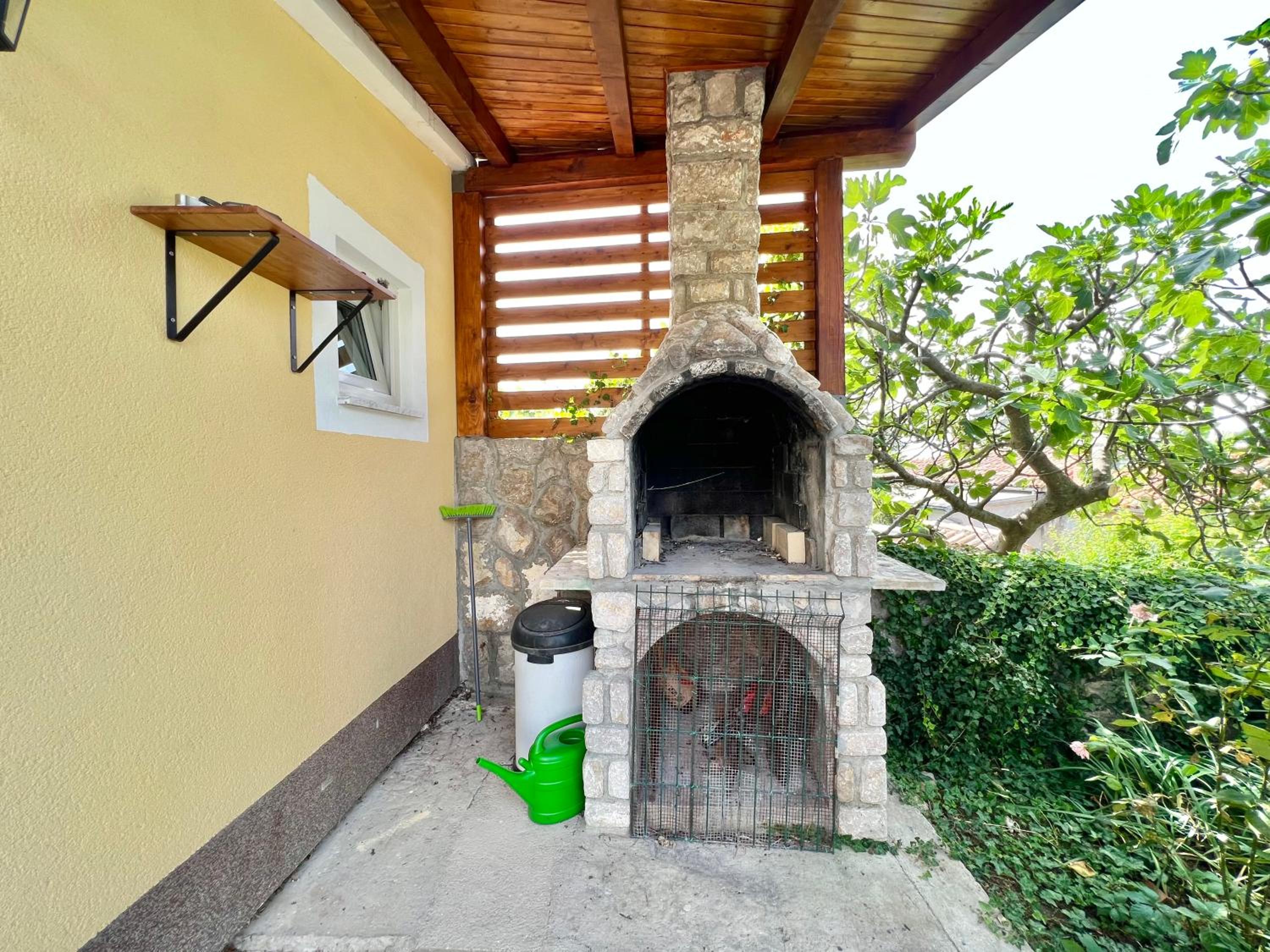 Photo 42