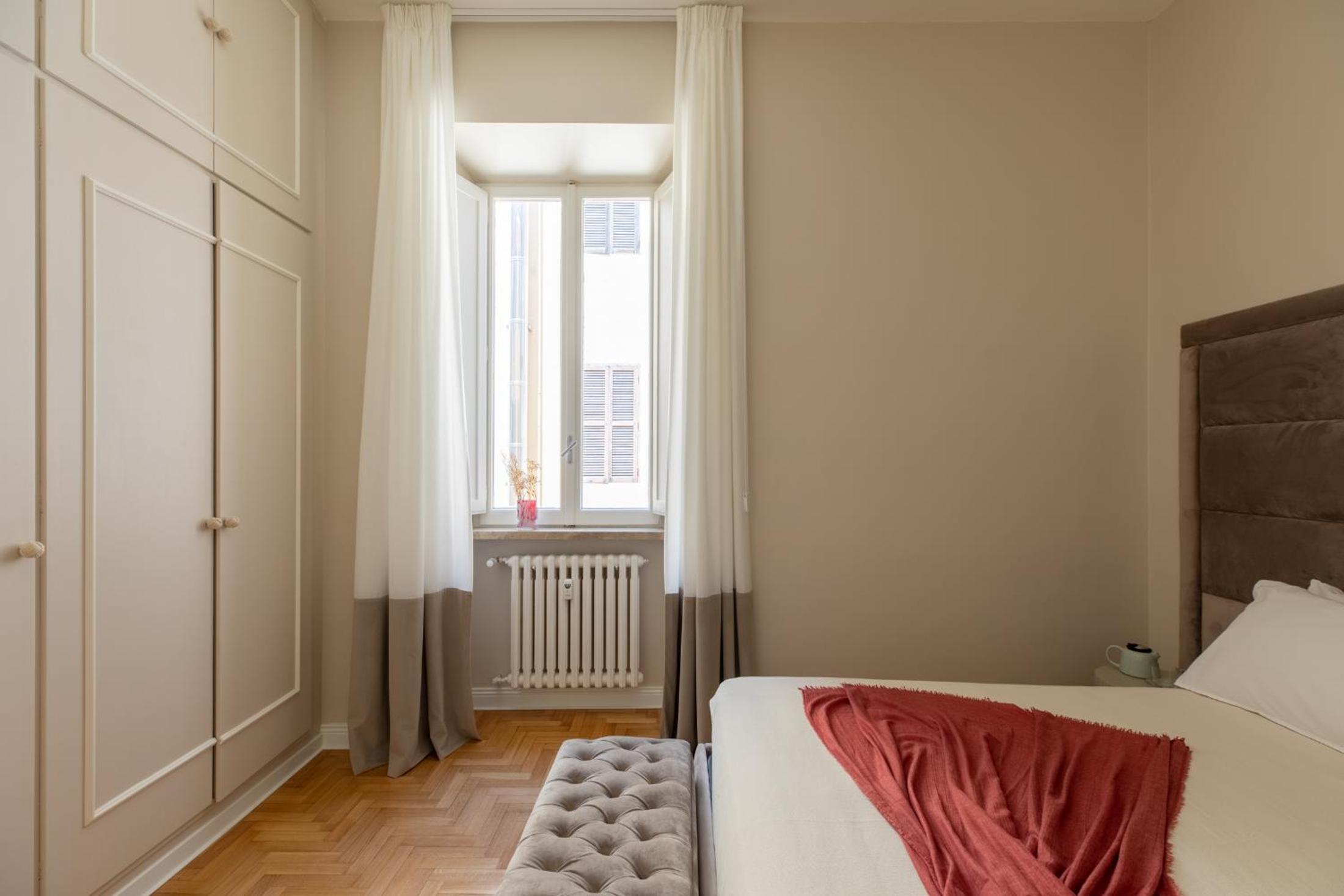 Spanish Steps Caesar Suites