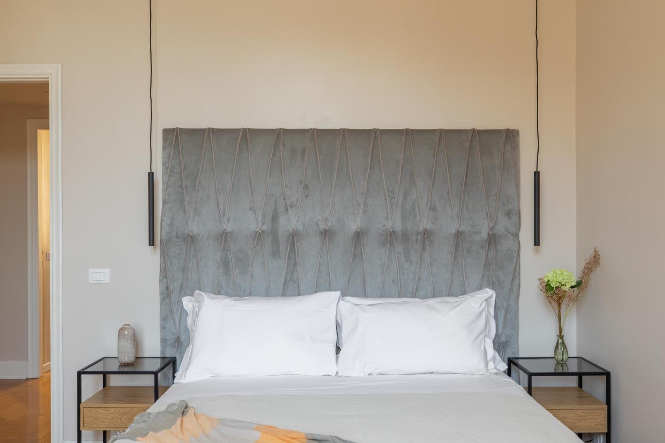 Spanish Steps Caesar Suites