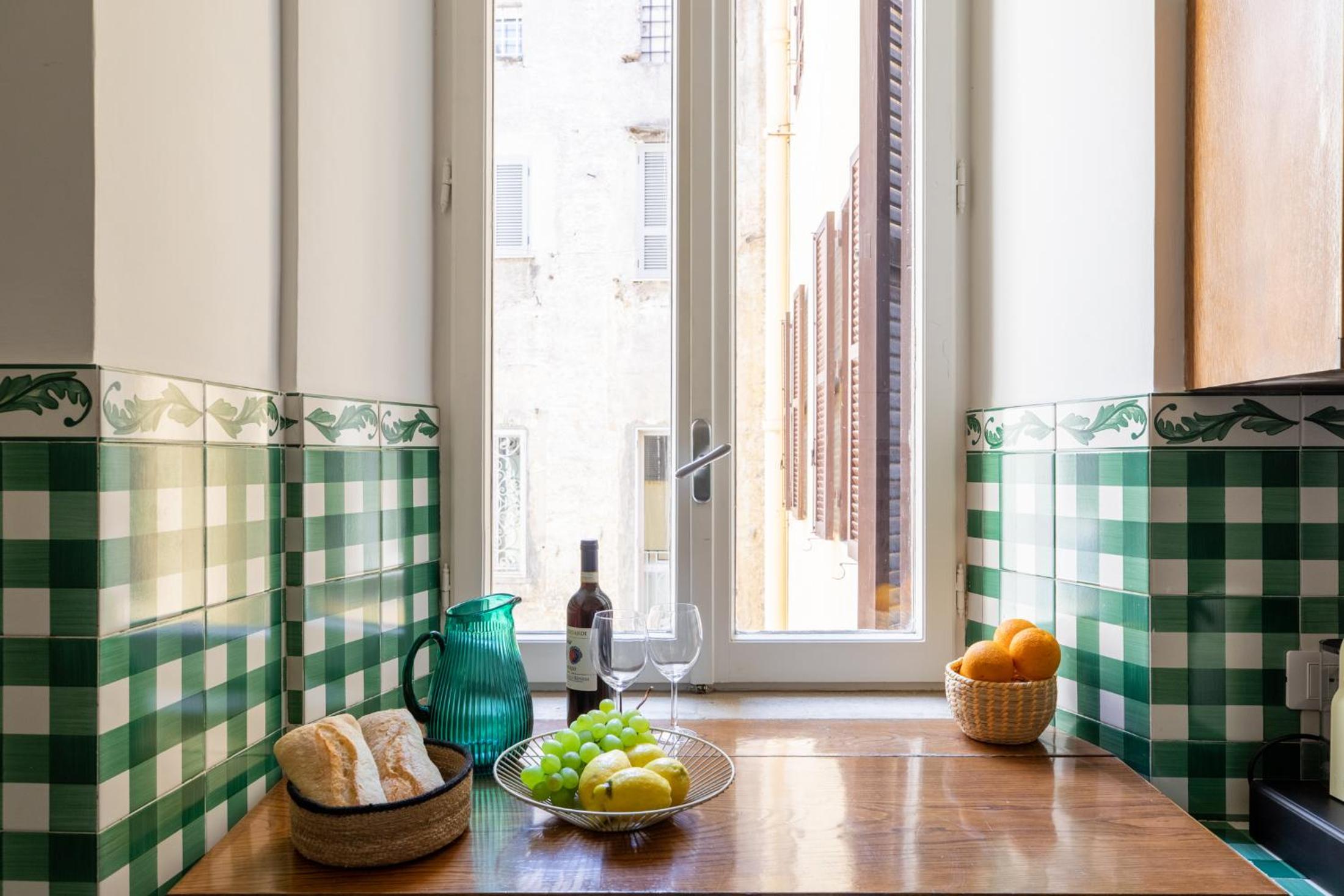 Spanish Steps Caesar Suites