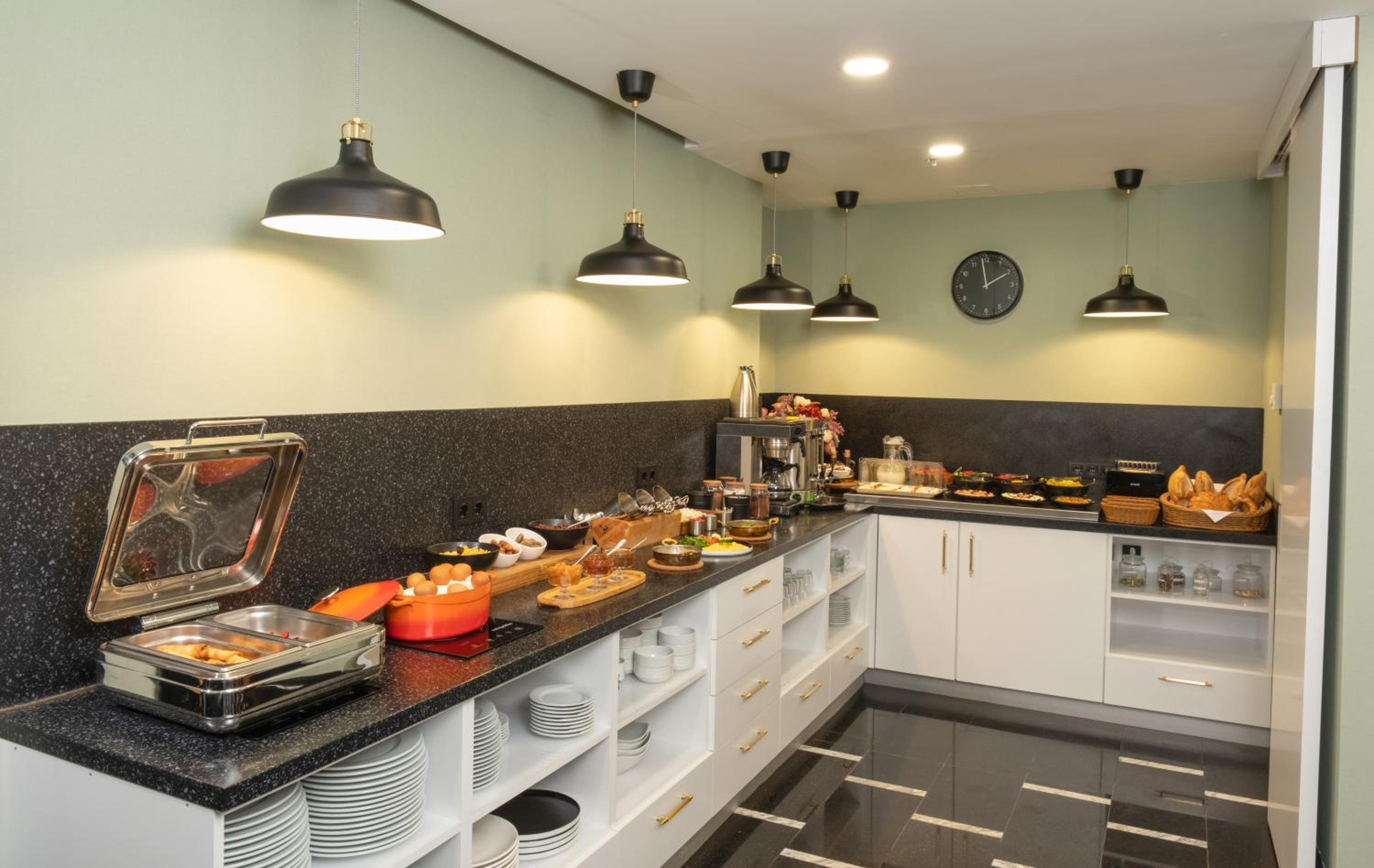 Elm Suite Otel - Image 17