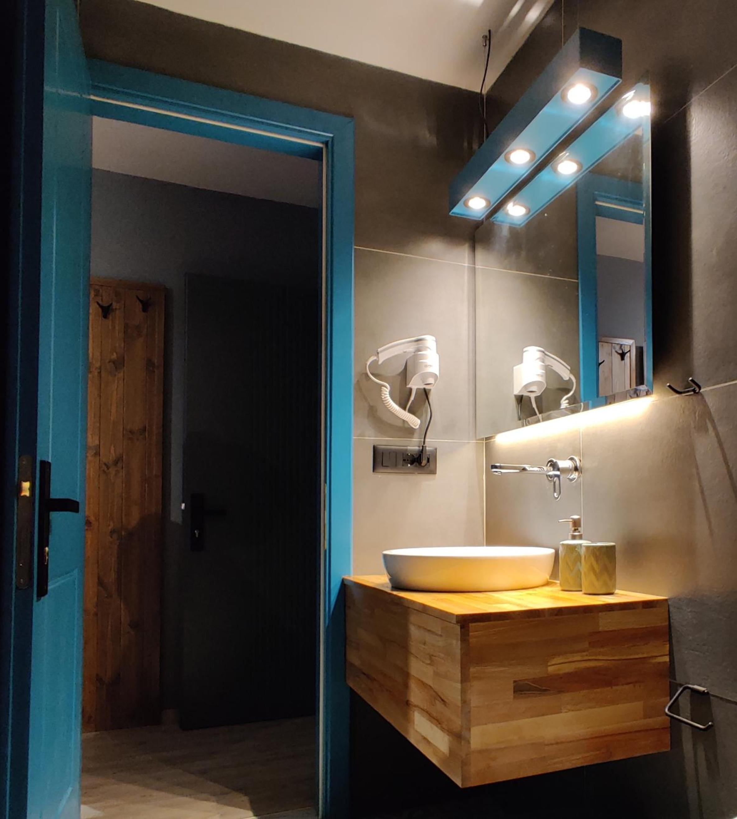Piro's Cozy Rooms - City Centre