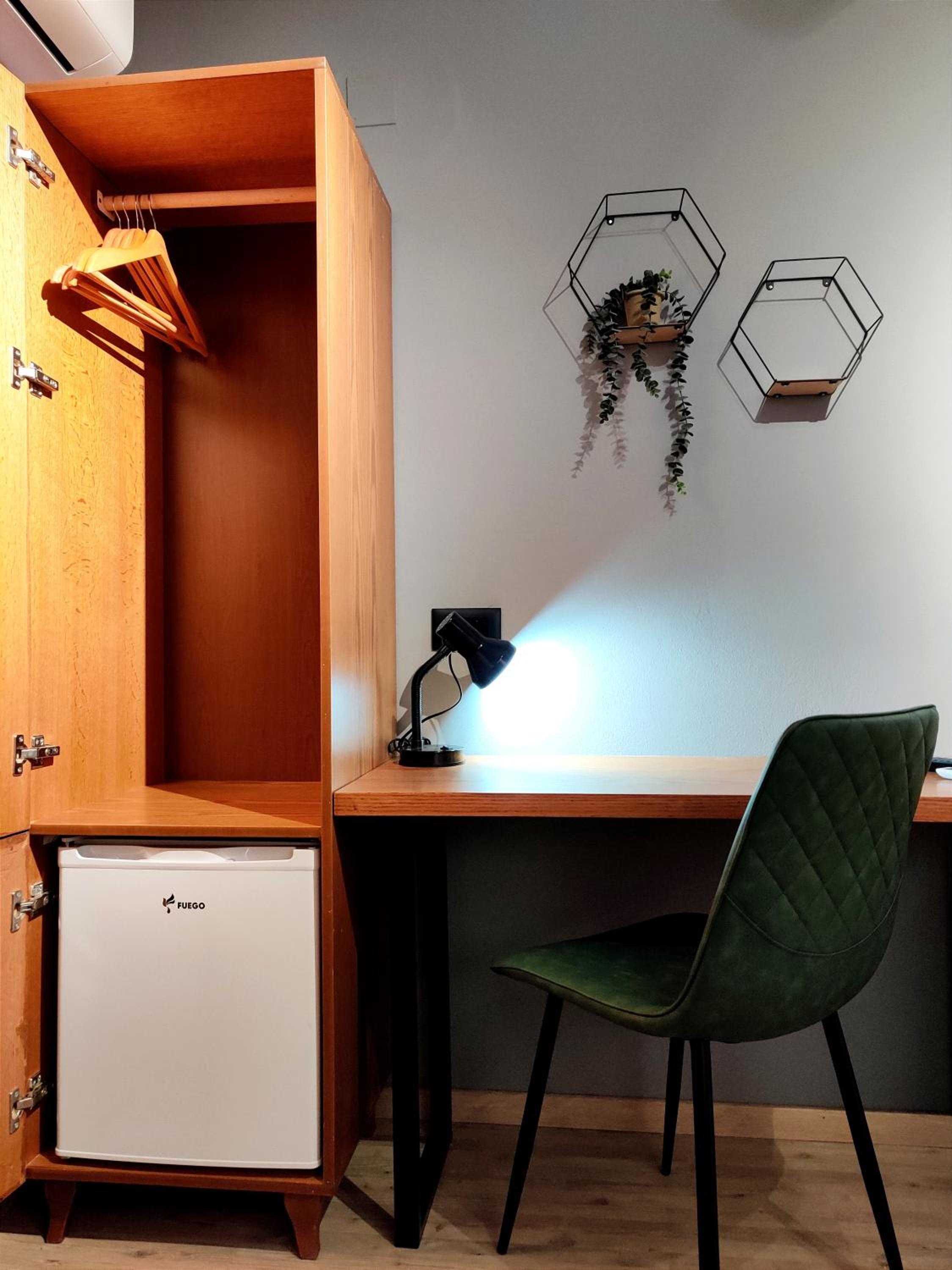 Piro's Cozy Rooms - City Centre