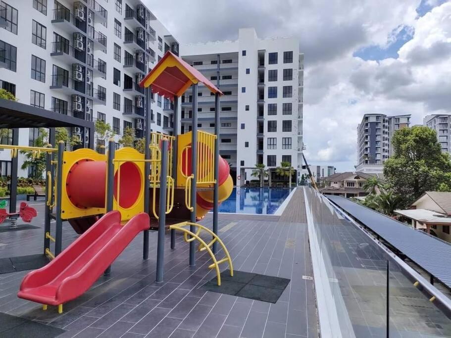 Armadale Residence @Gala City 3 bedroom photo 5