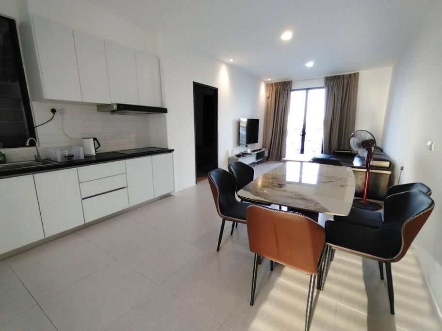 Armadale Residence @Gala City 3 bedroom photo 6