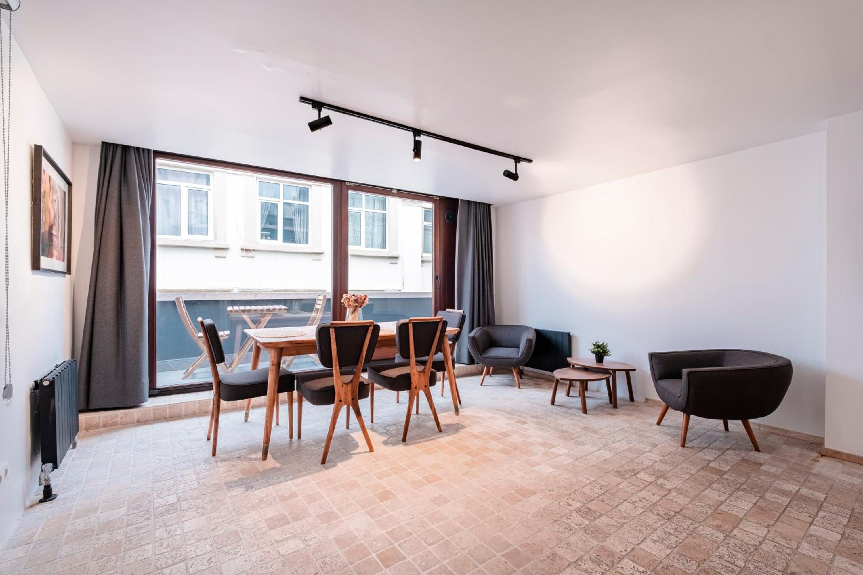 Homie Suites - Modern Apartments Nearby Istıklal Street & Galata Tower