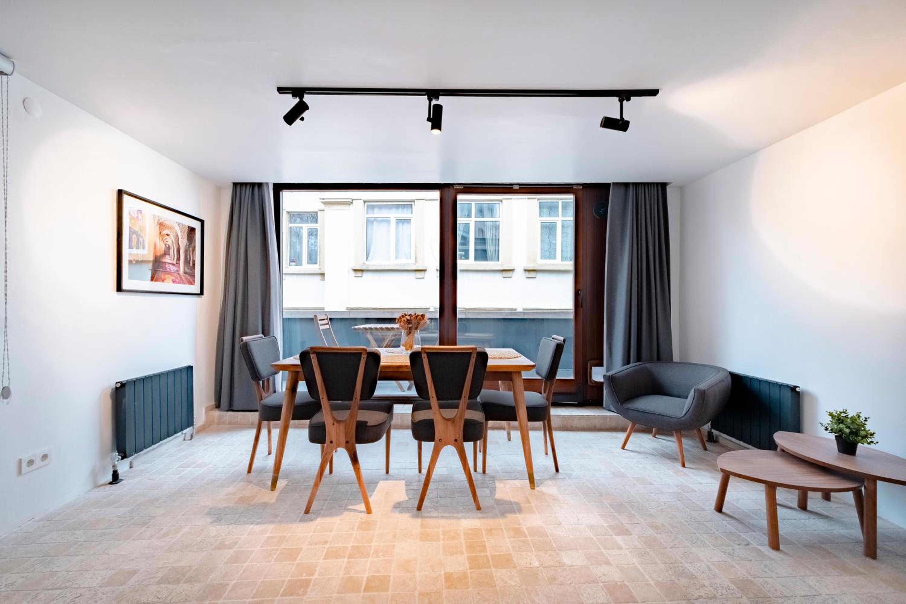 Homie Suites - Modern Apartments Nearby Istıklal Street & Galata Tower