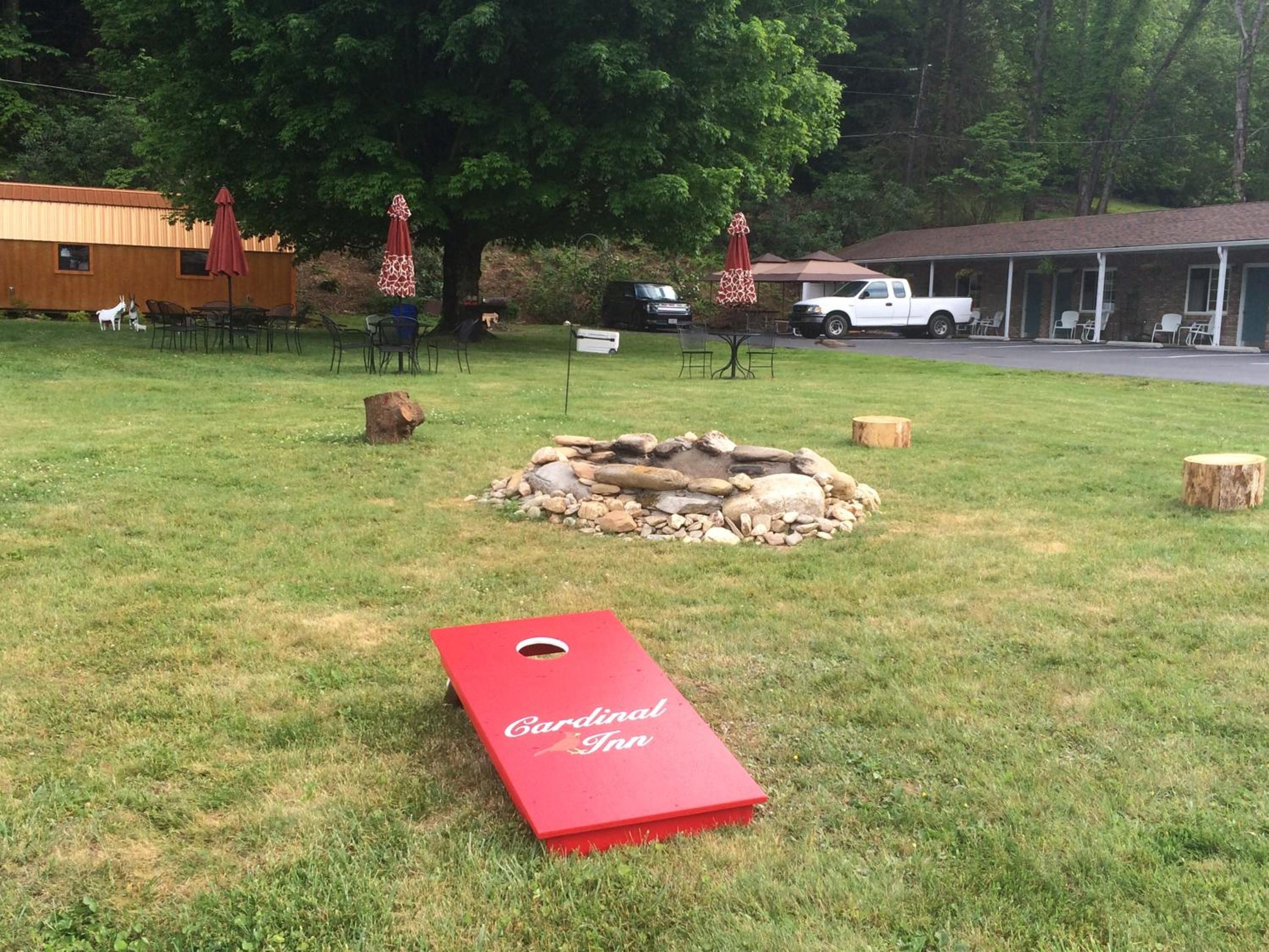 Cardinal Inn