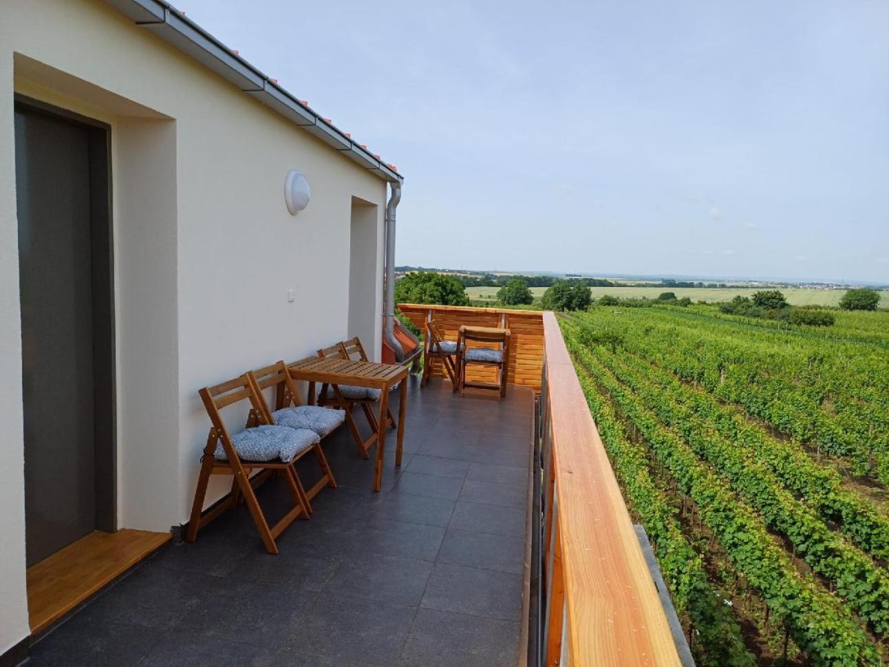 Vinařství U sv. Kříže