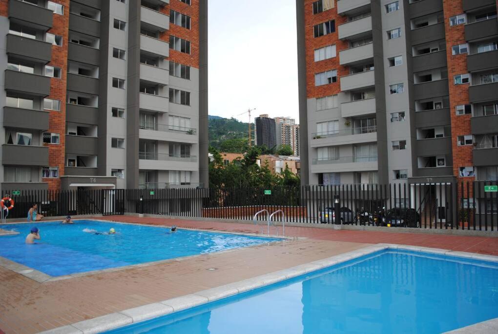 El Poblado Sabaneta New 3 Bdr comfortable apt