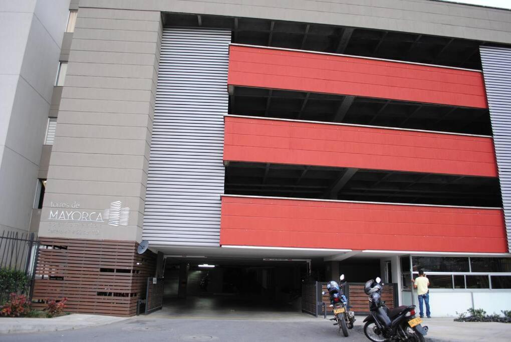 El Poblado Sabaneta New 3 Bdr comfortable apt