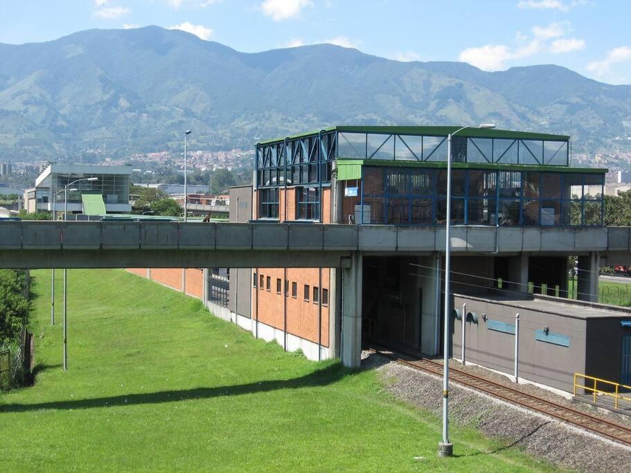 El Poblado Sabaneta New 3 Bdr comfortable apt