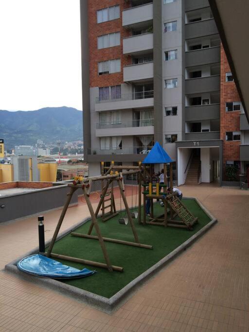 El Poblado Sabaneta New 3 Bdr comfortable apt