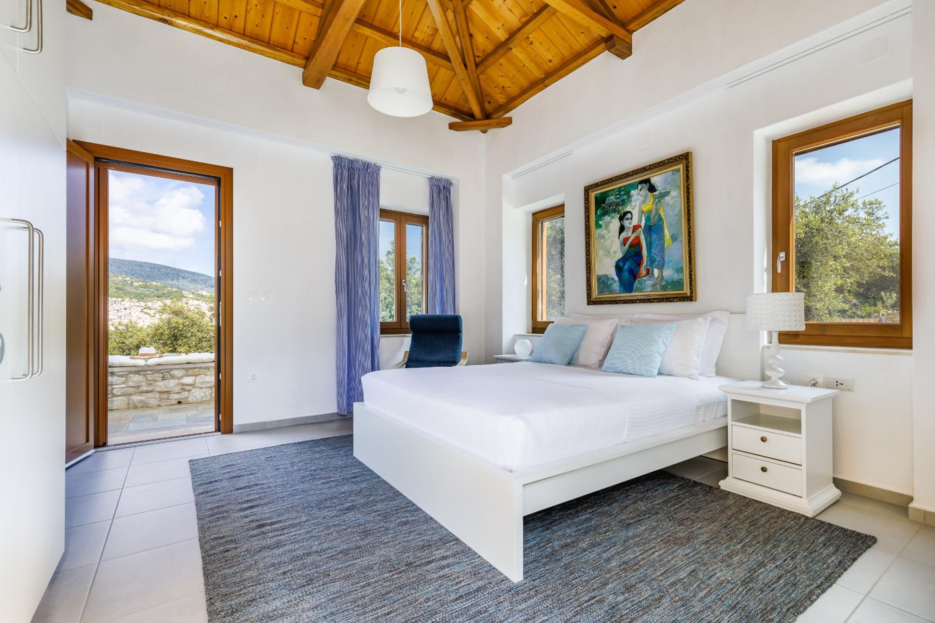 Sunshine Pool Villa
