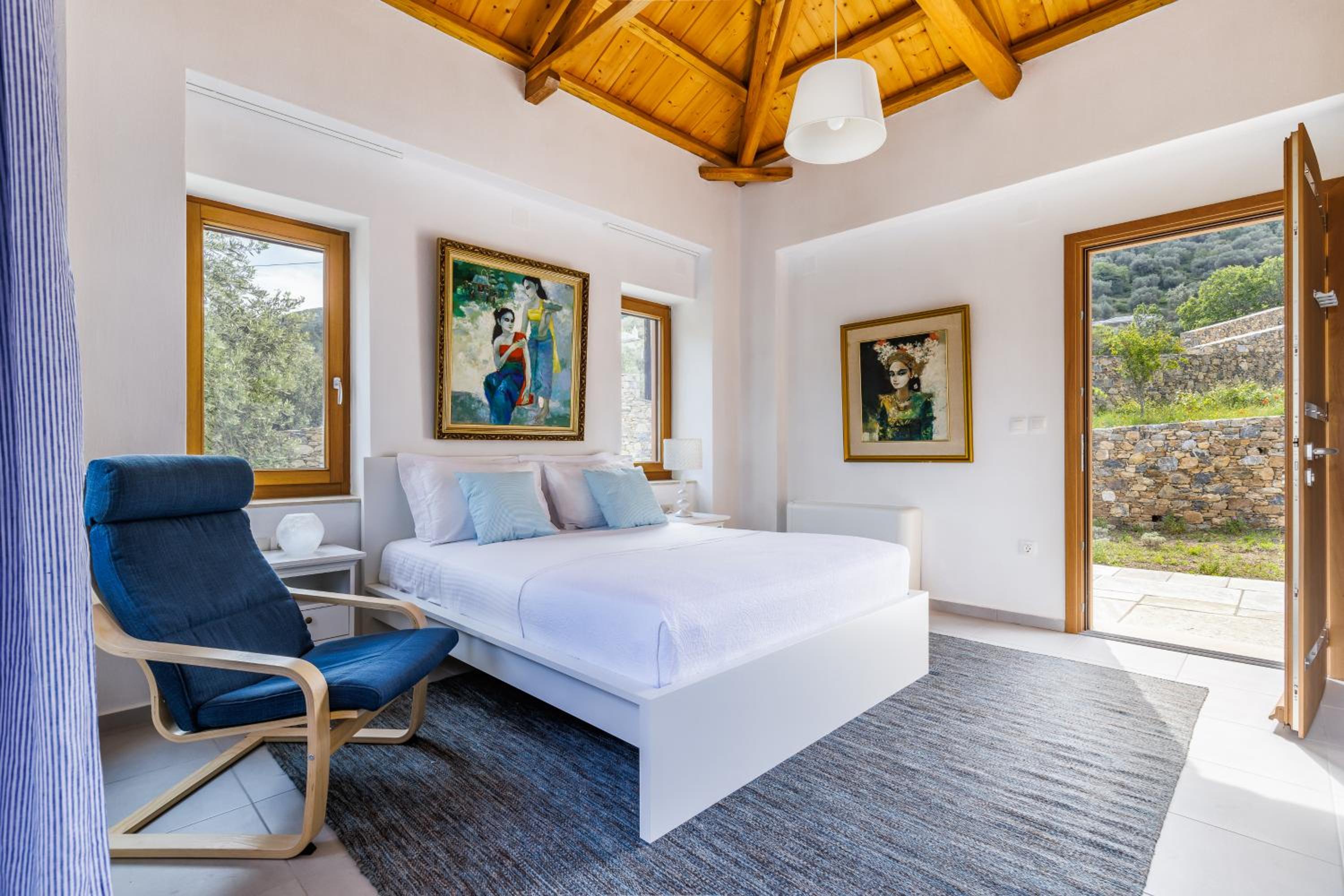 Sunshine Pool Villa
