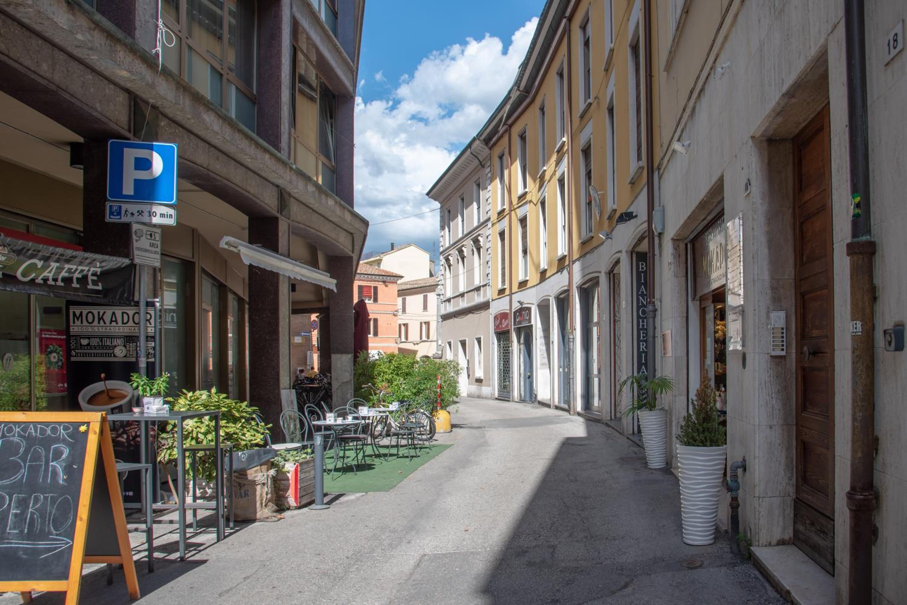 TEODORA SUITE blue en Ravenna — dining
