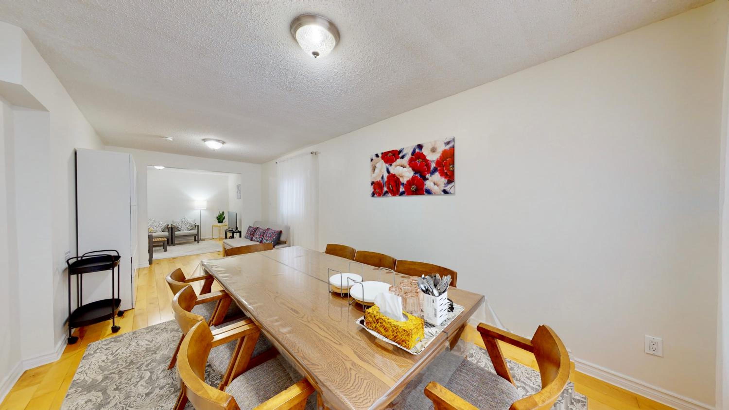 3-Bed 3-Bath Cozy Vacation House in Ajax, Greater Toronto Area, ON, Canada