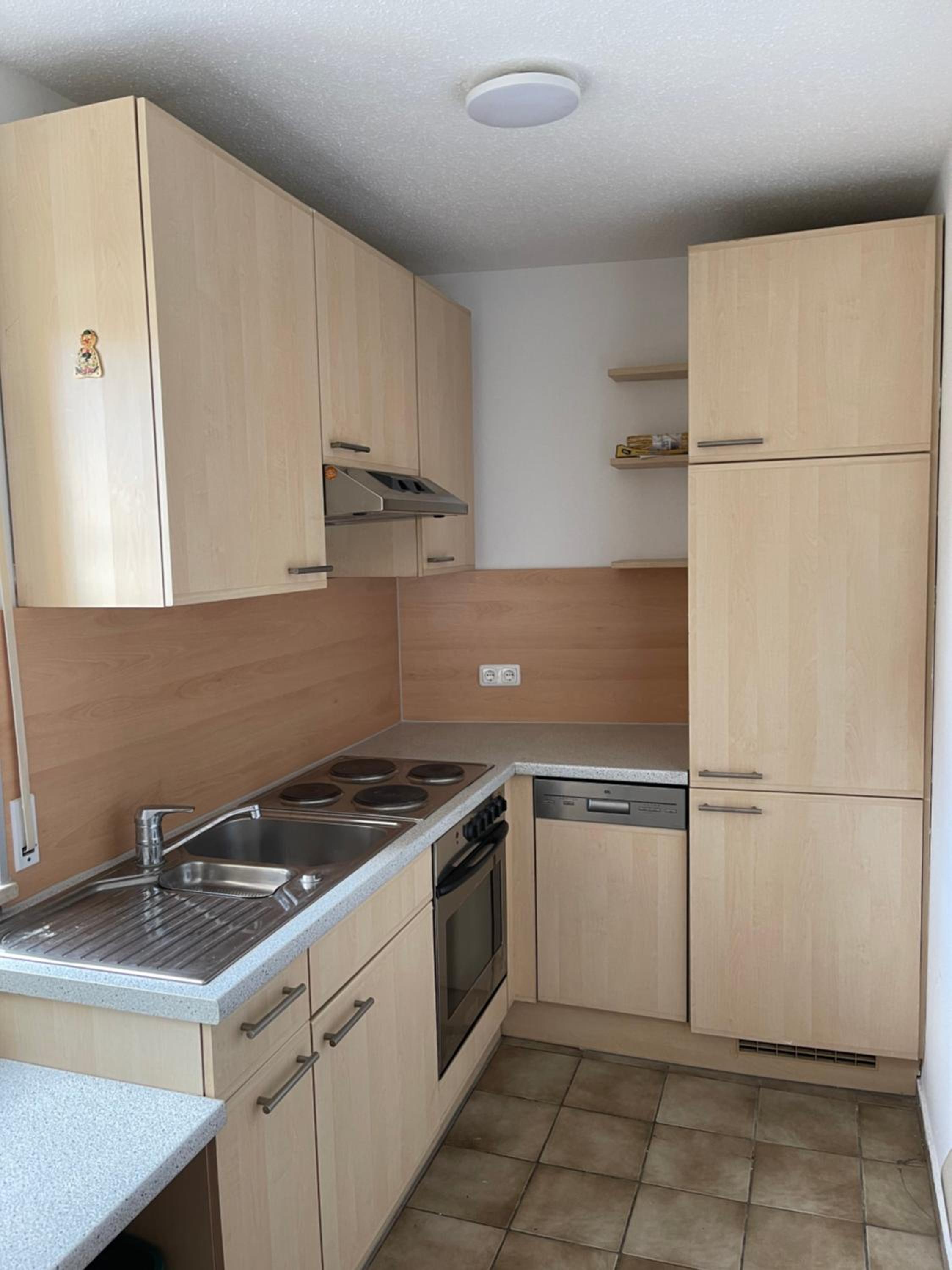 Helle Zwei-Zimmer-Stadt-Wohnung am Bismarkplatz mit Tiefgarage