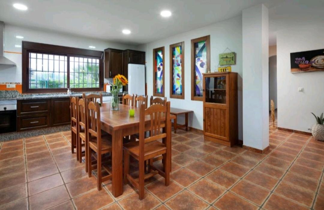 Casa la viña de la tireta
