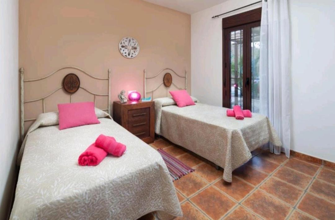 Casa la viña de la tireta