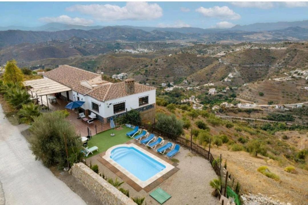 Casa la viña de la tireta