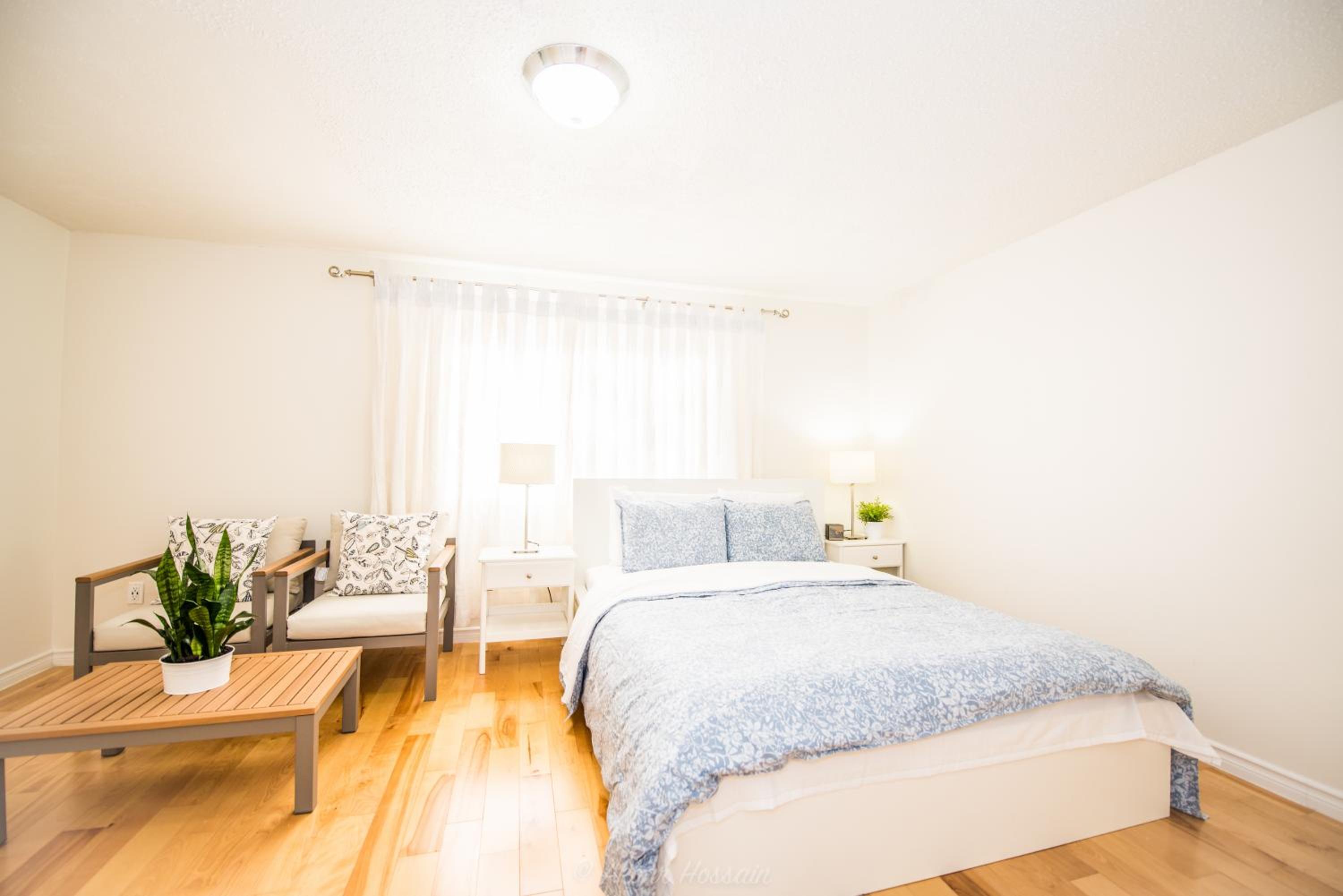 3-Bed 3-Bath Cozy Vacation House in Ajax, Greater Toronto Area, ON, Canada