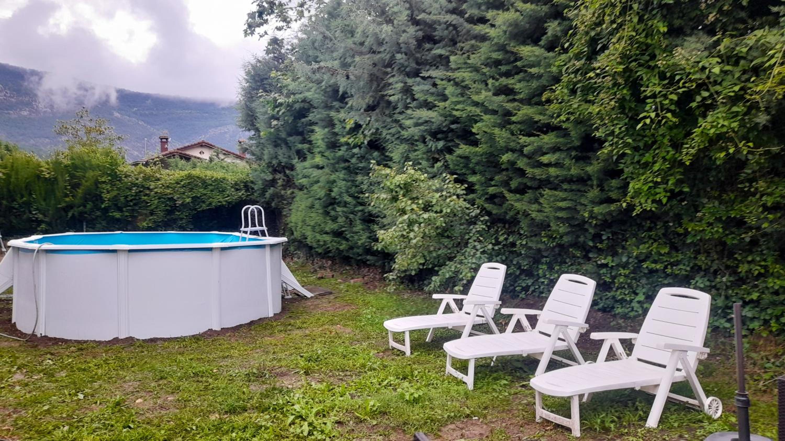 Charming House in Irañeta with Fenced Garden