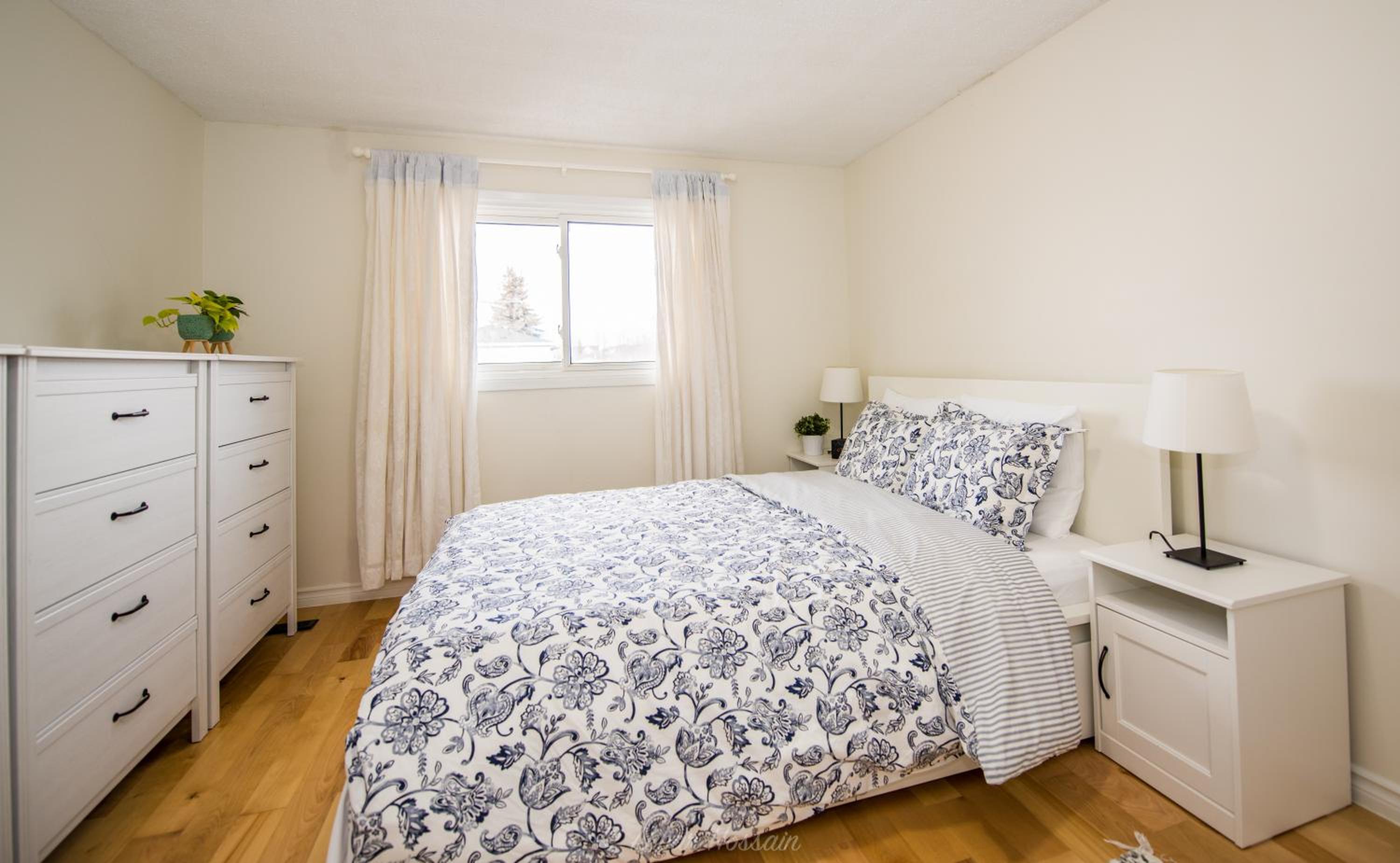 3-Bed 3-Bath Cozy Vacation House in Ajax, Greater Toronto Area, ON, Canada